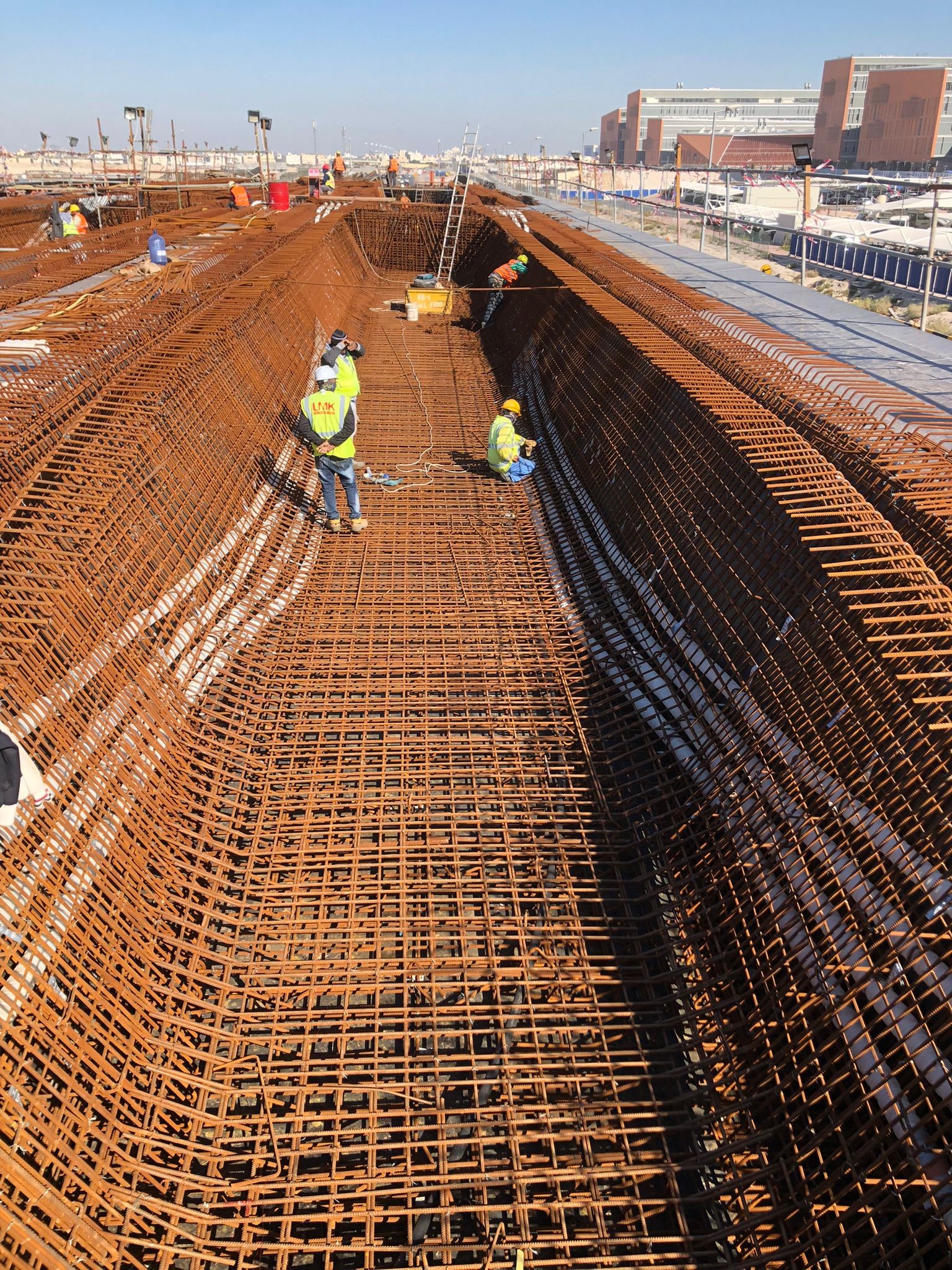 construction-operation-and-maintenance-of-bid-pack-5c-medical-campus-ring-roads-and-bridges-works-at-sabah-al-salem-university-city